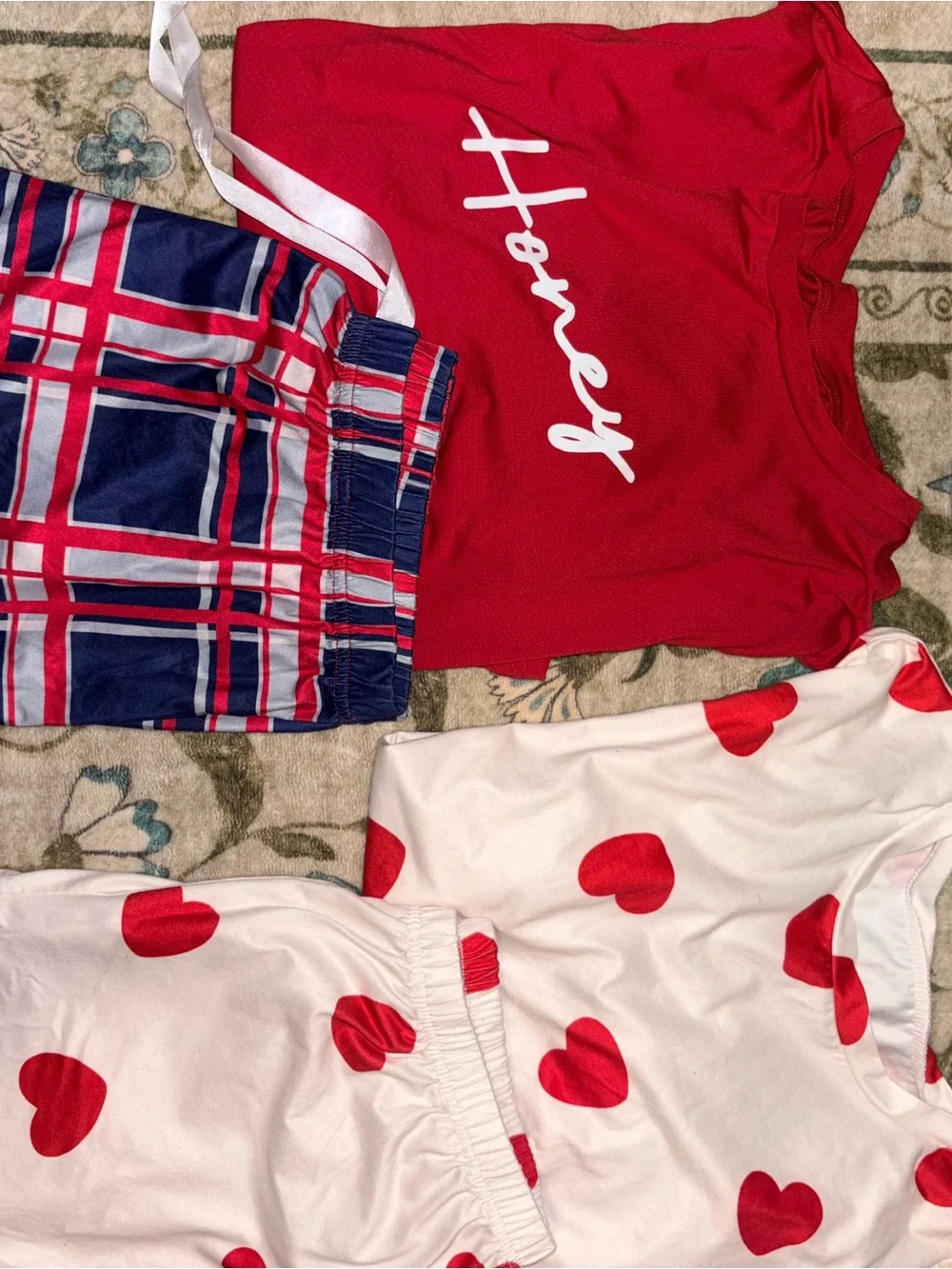 White & Red Heart Print Women's Pajama Set